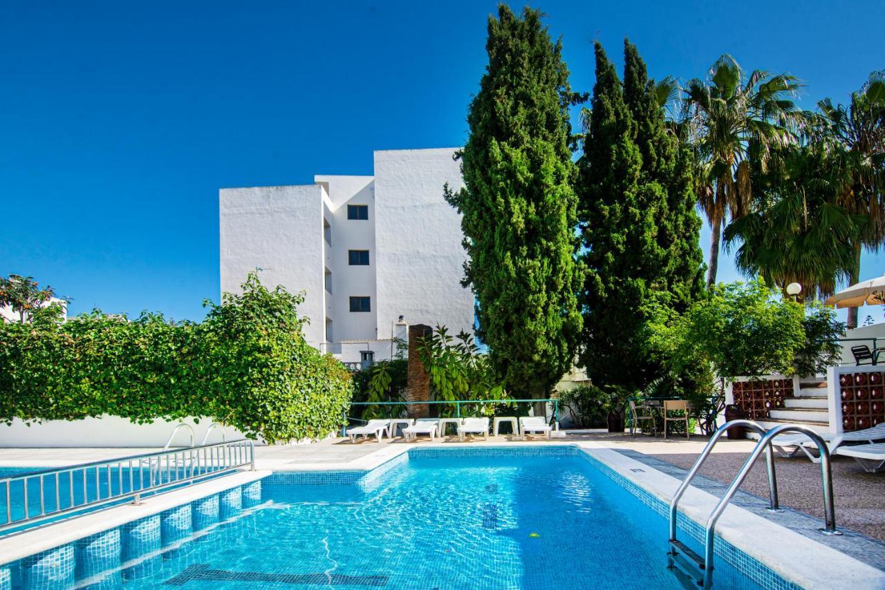 Hotel Tarba San Antonio  Exterior photo