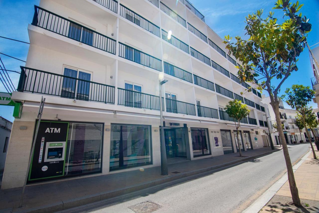 Hotel Tarba San Antonio  Exterior photo